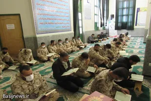 برگزاری محفل انس با قرآن در سپاه ناحیه رزن