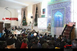 نمايش پرده خواني استاد اخوان در گلپايگان برگزار شد