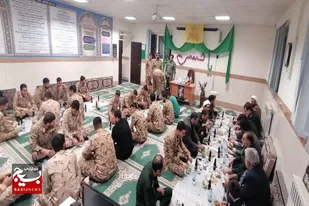 ضیافت افطاری سربازان آماد و پشتیبانی سپاه انصارالحسین(ع) همدان
