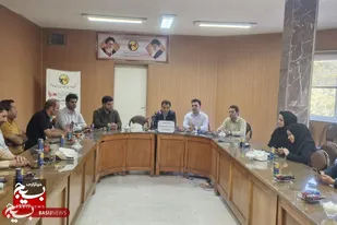 تبدیل ۲۷ کیلومتر از شبکه سیمی نهاوند به کابل خودنگهدار