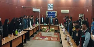 جوانان با ارائه ایده&zwnj;های نو در انتخابات نقش&zwnj;آفرینی کنند