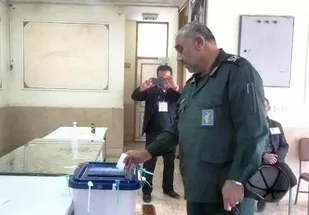 رأی ملت ایران تیری بر قلب دشمنان نظام است