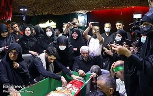 گفتگوی صمیمی برنامه &laquo;بدون تعارف&raquo; با خانواده شهید امنیت &laquo;شهید حسین تقی پور&raquo;