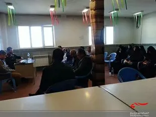 نشست هم اندیشی مدیران محلات بخش مرکزی