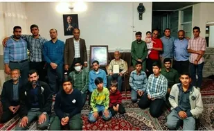 دیدار بسیجیان و رزمندگان گردان ۱۰۹ امام حسین علیه السلام با خانواده شهید احمدرضا مردانی