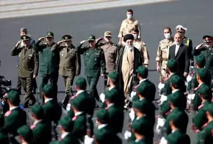 چگونه رهبر شهید، ساختار قدرت نظامی کشور را بازآفرینی کرد؟