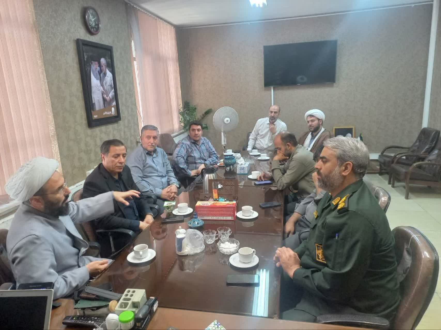 تأکید بر تقویت تعاملات فرهنگی در دیدار فرمانده ناحیه مقاومت بسیج امام سجاد(ع) با مسئول دفتر نمایندگی ولی‌فقیه در مؤسسه رازی