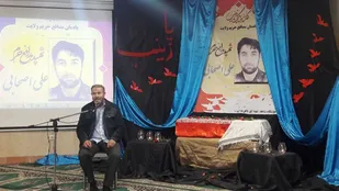 سردار سلیمانی همیشه در خط مقدم حضور داشت/رزمندگان مایک تنه در برابر دشمن می&zwnj;ایستادند