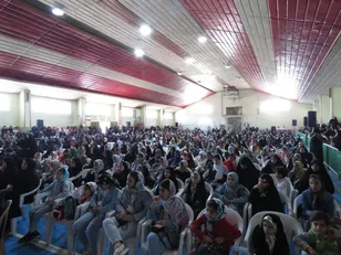 در سالروز میلاد حضرت معصومه(س)بیش از ۱۰۰۰ دختر شهرستان فریدن در جشن باشکوه دختران آسمانی شرکت کردند