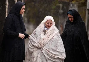 فیلم سینمایی&laquo;خاکستر و برف&raquo;، میزبانی آبرومند برای مادران شهدا