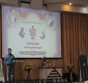 هدایت جوانان به سمت نماز از راهکارهای تحقق فرهنگ دینی است