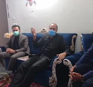 سرکشی دادستان و مسئول بسیج حقوقدانان استان سمنان از خانواده دو زندانی