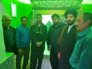 غبار روبی ضریح مطهر امامزاده سیدمحمد شهسوار