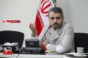 پویش آثارهنری &laquo;سلاح هنر&raquo;توسط هنرمندان خراسان رضوی اجرا شد