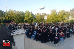 برگزاری همایش &laquo;پای خانواده ایستاده&zwnj;ایم&raquo; در مرقد مطهر حیقوق نبی (ع) تویسرکان
