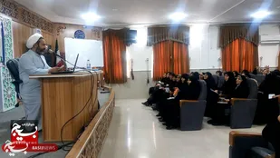 آغاز دوره دو روزه تربیت ۱۳۰ راوی زن در لرستان+عکس