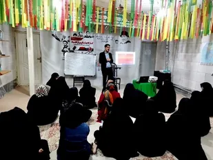 توانمندسازی زنان دارای همسر معتاد در پایگاه  بسیج حورا شهر  قدس