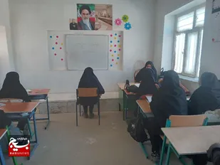 برگزاری نشست جهاد تبیین جنگ ۱۲ روزه در مدرسه حضرت رقیه(س) میرجاوه
