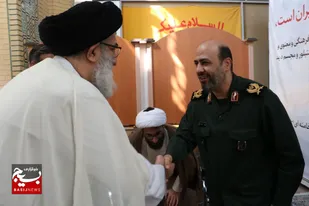 پاسداران سپاه البرز در نماز جمعه حضور یافتند