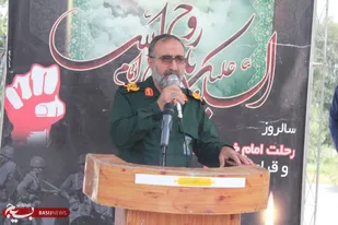 انقلاب اسلامی را در دنیا با امامین انقلاب میشناسند/برخی به دنبال این هستند که یاد و تفکر امام را از دل مردم ایران حذف کنند