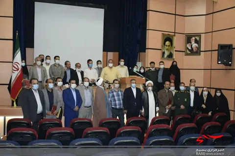 مراسم تجلیل از خبرنگاران و اصحاب رسانه در ساوه برگزار شد