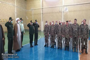 برگزاری صبحگاه مشترک نیروهای نظامی و انتظامی شهرستان ملایر