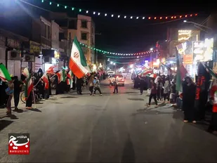 خروش ولایتمداران بصیر گتوند؛ هر شب، فریاد &laquo;مرگ بر آمریکا&raquo; در حمایت از رزمندگان اسلام