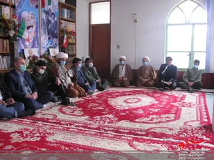 گرامیداشت سالروز ورود امام خمینی (ره) در فاروج