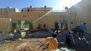 ساخت حسینیه توسط پایگاه شهید قهاری سعید حوزه والعادیات ناحیه روح ا... یزد