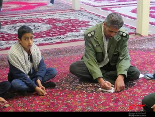 میقات صالحین ناحیه فریدونشهر در نماز جمعه هفته بسیج
