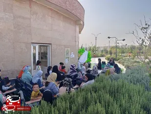 &nbsp;

&nbsp;جشن ولادت پیامبر مهربانی و امام صادق(ع) در پارک بانوان مهرگان برگزار شد