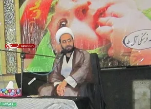 مسئولیت تربیت دینی فرزند از تربیت جسمی او مهمتر است