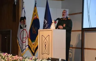 جامعه پزشکی کارنامه درخشانی از دفاع مقدس دارد