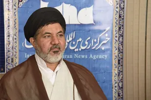 یکی از کمبودهای استان یزد نبود اطلس فرهنگی مساجد است/ مدارس یزد نیازمند 13 هزارمتر فرش سجاده&zwnj;ای