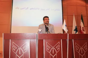 دانشگاه باید جای تضارب آراء باشد