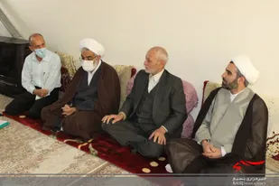 دیدار مسئول دفتر نمایندگی ولی فقیه در سپاه ناحیه مقاومت بسیج امام هادی(ع) با خانواده شهید روحانی قادر اسدی