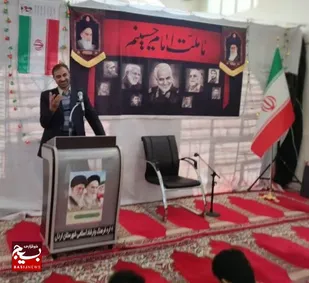 حضور استاندار در جمع معتکفین اردل