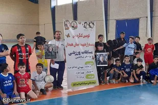 برگزاری هفته چهارم لیگ فوتسال جوانه&zwnj;های صالحین اسدآباد