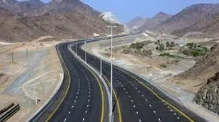 ۳۰۰۰ کیلومتر آزادراه در دست کار است / مهمترین و بزرگترین آزادراهی که افتتاح شد &laquo;غدیر&raquo; بود