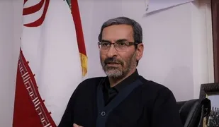 رئیس جمهور از ایجاد دودستگی در جامعه پرهیز کند