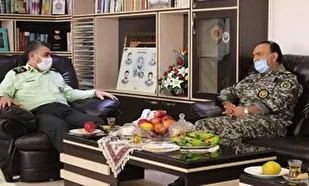 دیدار ارشد نظامی ارتش در قم با فرمانده انتظامی استان