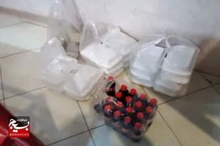 20 پرس غذا گرم به همت بسیجیان سرخه تهیه و توزیع شد