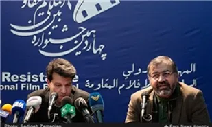 کسی را از قطار فرهنگی انقلاب پیاده نکنیم