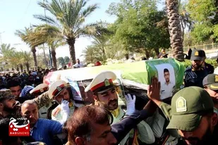 مراسم تشییع &zwnj;پیکر شهید مدافع امنیت در دشت&zwnj;آزادگان برگزار شد