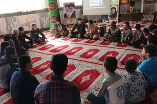 نشست حلقه صالحین پایگاه  آلونی از بخش خانمیرزا لردگان