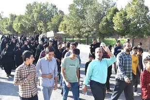 همایش بزرگ پیاده روی خانواگی در بهاباد یزد برگزار شد