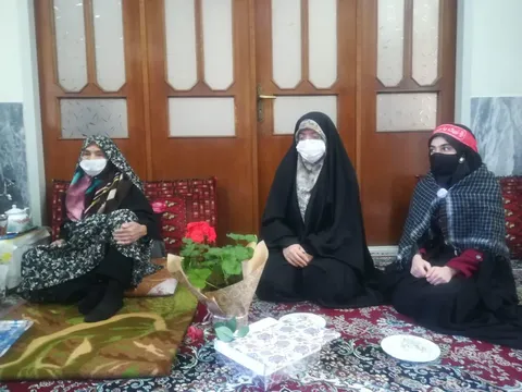 تجلیل از مادران و همسران شهدا در منطقه بیارجمند
