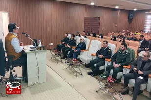 برگزاری مراسم گرامیداشت دهه مبارک فجر و اعیاد شعبانیه در فرودگاه همدان