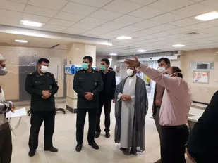 فرمانده سپاه نقده از بیماران کرونایی عیادت کرد