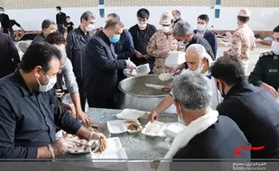 پنج هزار پرس غذای گرم در بین اقشار آسیب پذیر میانه توزیع شد